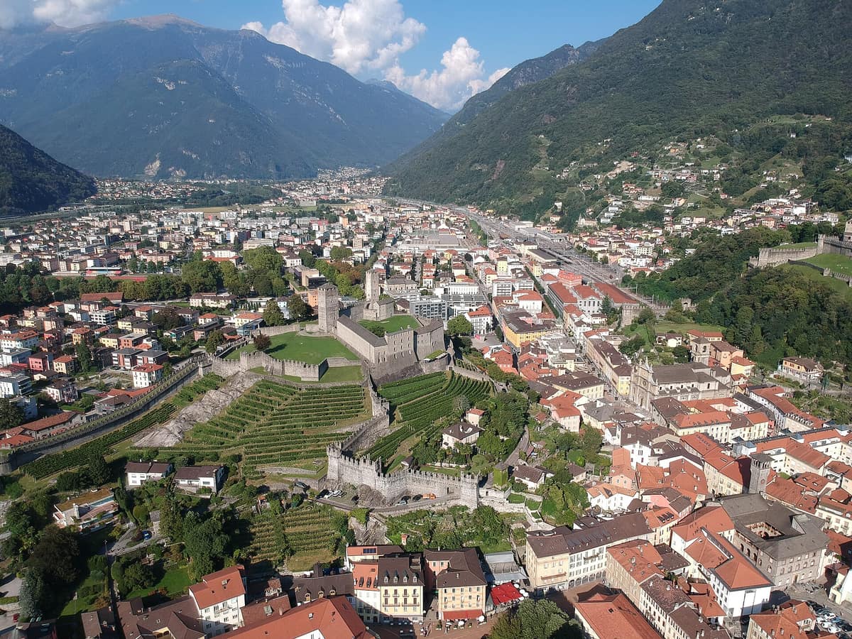 A view of Bellinzona, the town where Sports Rehab Bellinzona is located